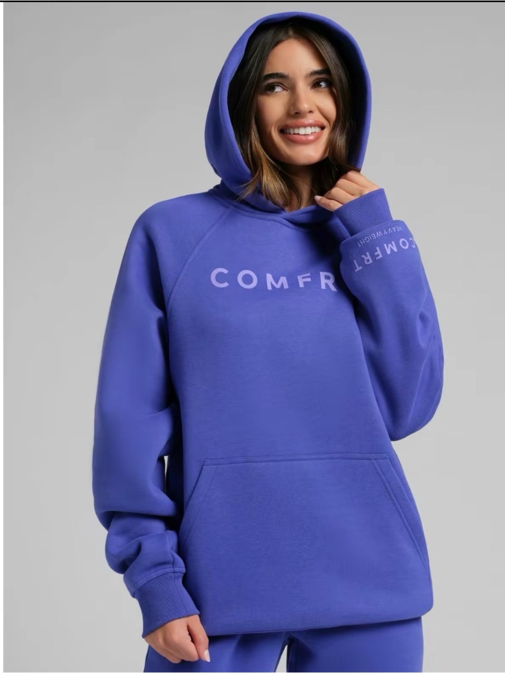 Comfort-Graphic Hooded Sweatshirt in ULTRA VIOLET SUPER CUTE COLOR 💜💟